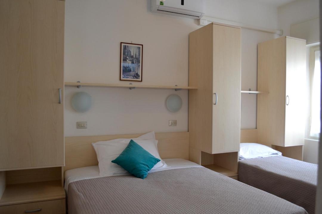 Sportur Club Hotel Cervia Exteriör bild